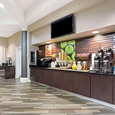 La Quinta By Wyndham Birmingham Гоумвуд Екстер'єр фото